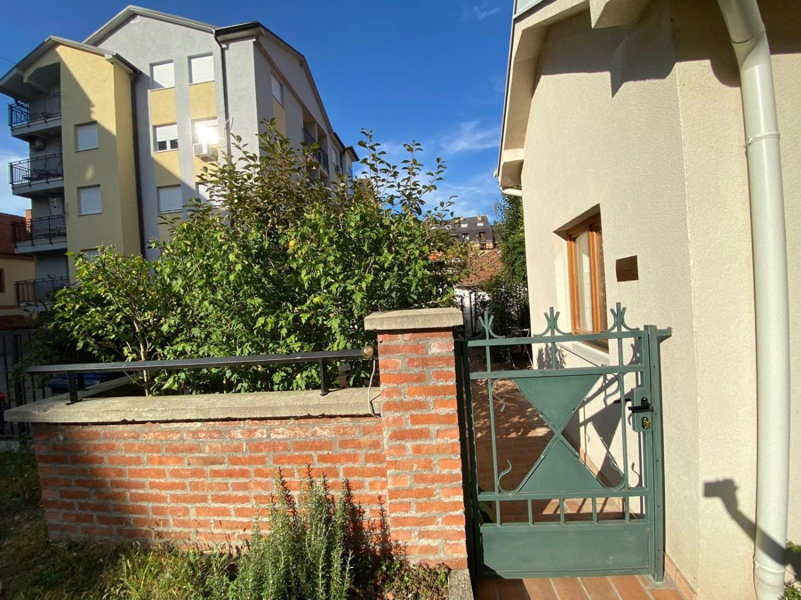 Kompleks Apartmana Superstar23A Soko Banja Exterior foto